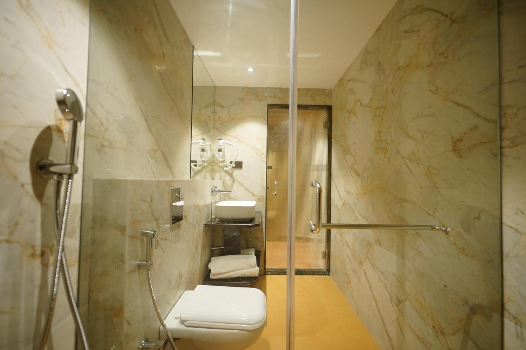 Hotel Park Inn Nellore - Near The Hospital & Highway Εξωτερικό φωτογραφία